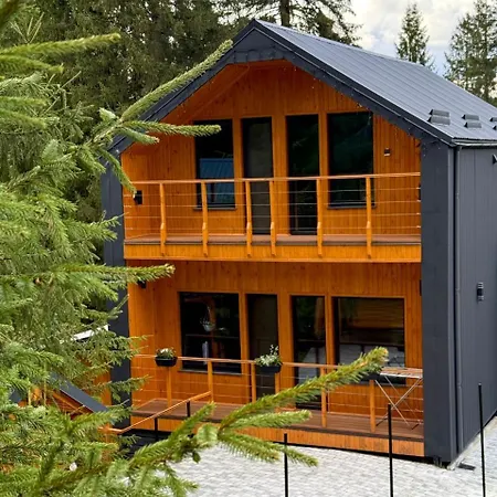 Savanna Mountain Forest Holiday park *