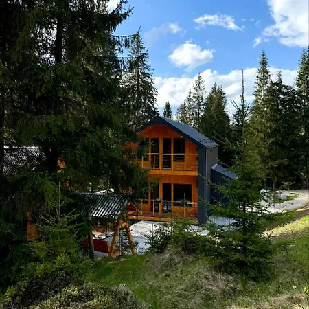 Savanna Mountain Forest Holiday park *