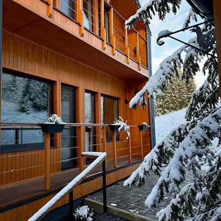 Savanna Mountain Forest Holiday park *